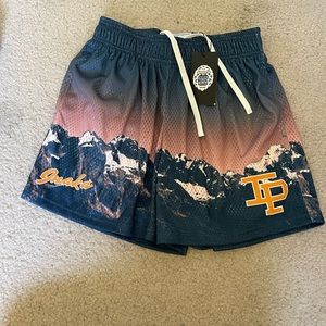 Inaka Power Shorts NWT